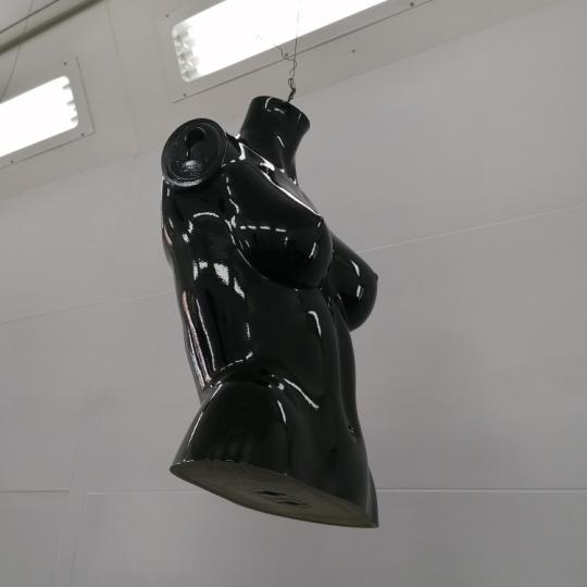 Buste Noir Profond